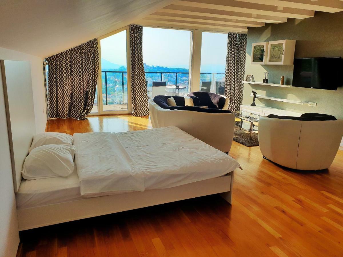 5 Star Apartment