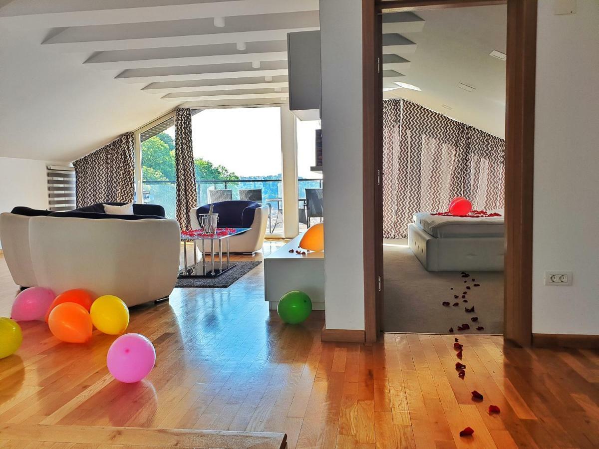 Apartment 5 Star *